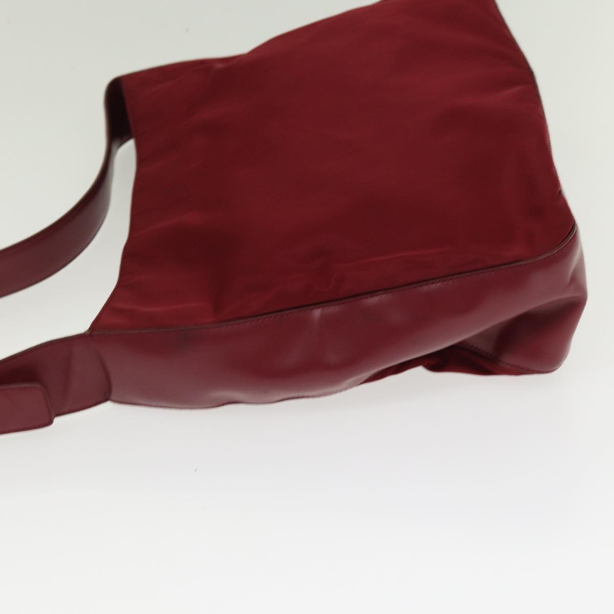 Luxury Prada Shoulder Bag Nylon Leather Red Silver  ar12466