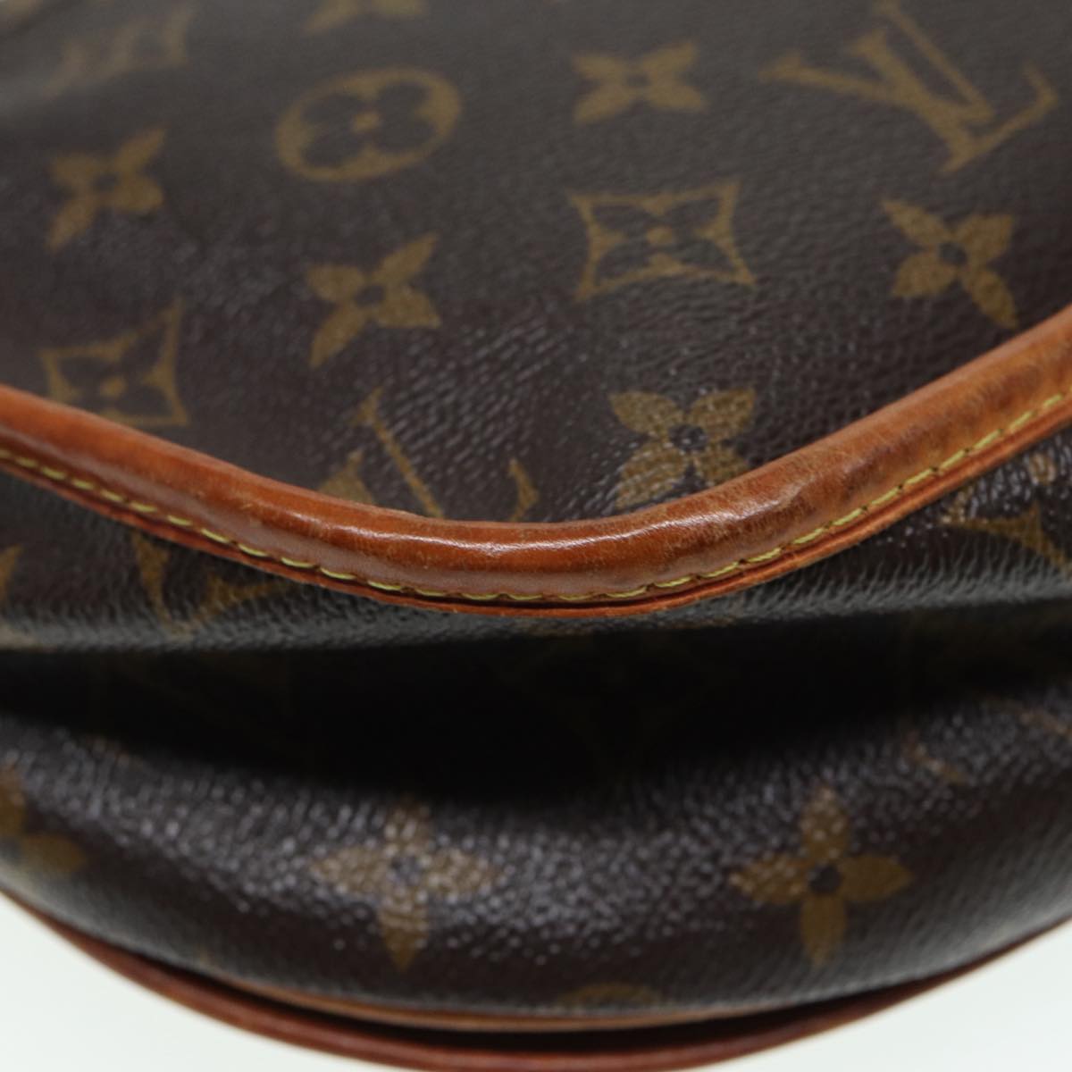 LOUIS VUITTON Monogram Menilmontant PM Shoulder Bag M40474 LV ar12513