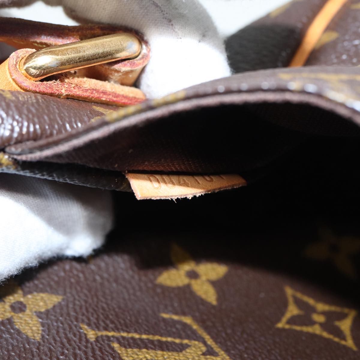 LOUIS VUITTON Monogram Menilmontant PM Shoulder Bag M40474 LV ar12513