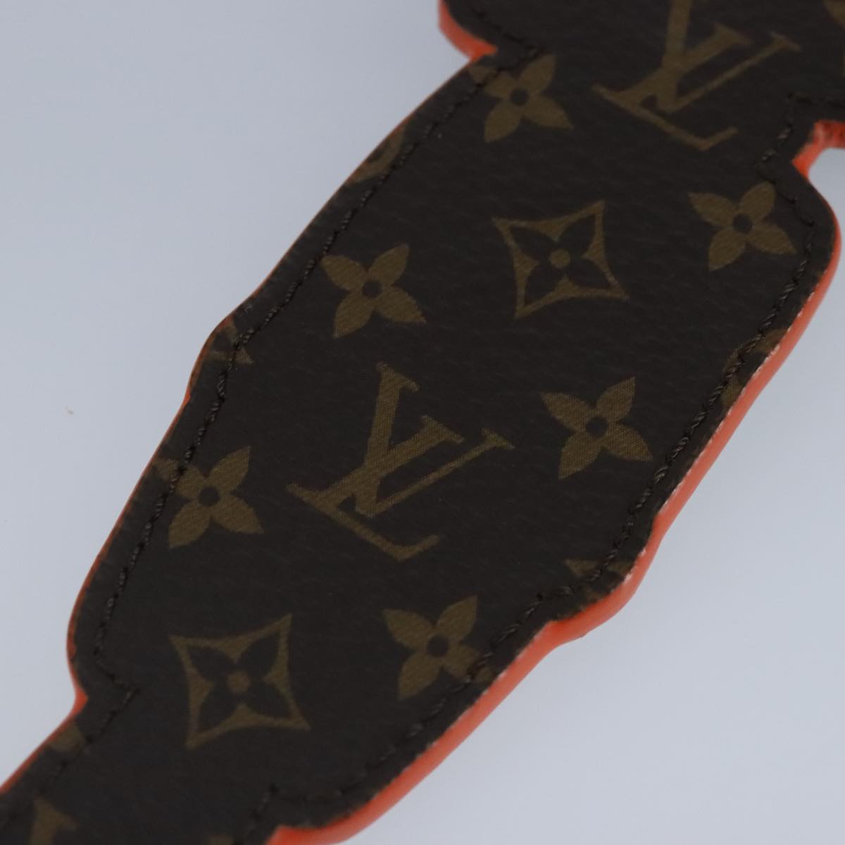 LOUIS VUITTON Monogram Porte Cles LV Wolf Key Holder MP2915 LV ar12761