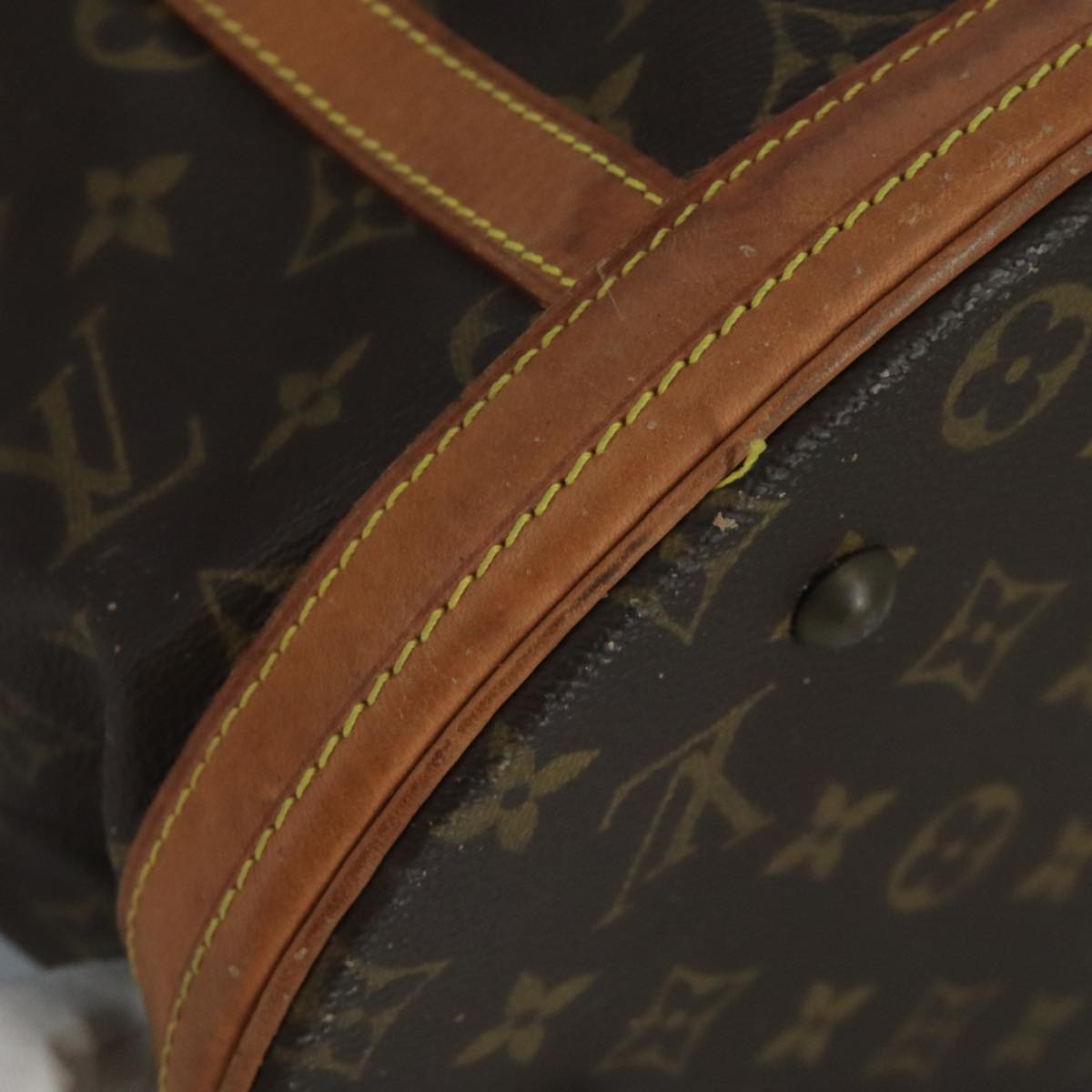 LOUIS VUITTON Monogram Bucket GM Shoulder Bag M42236 LV ar13170