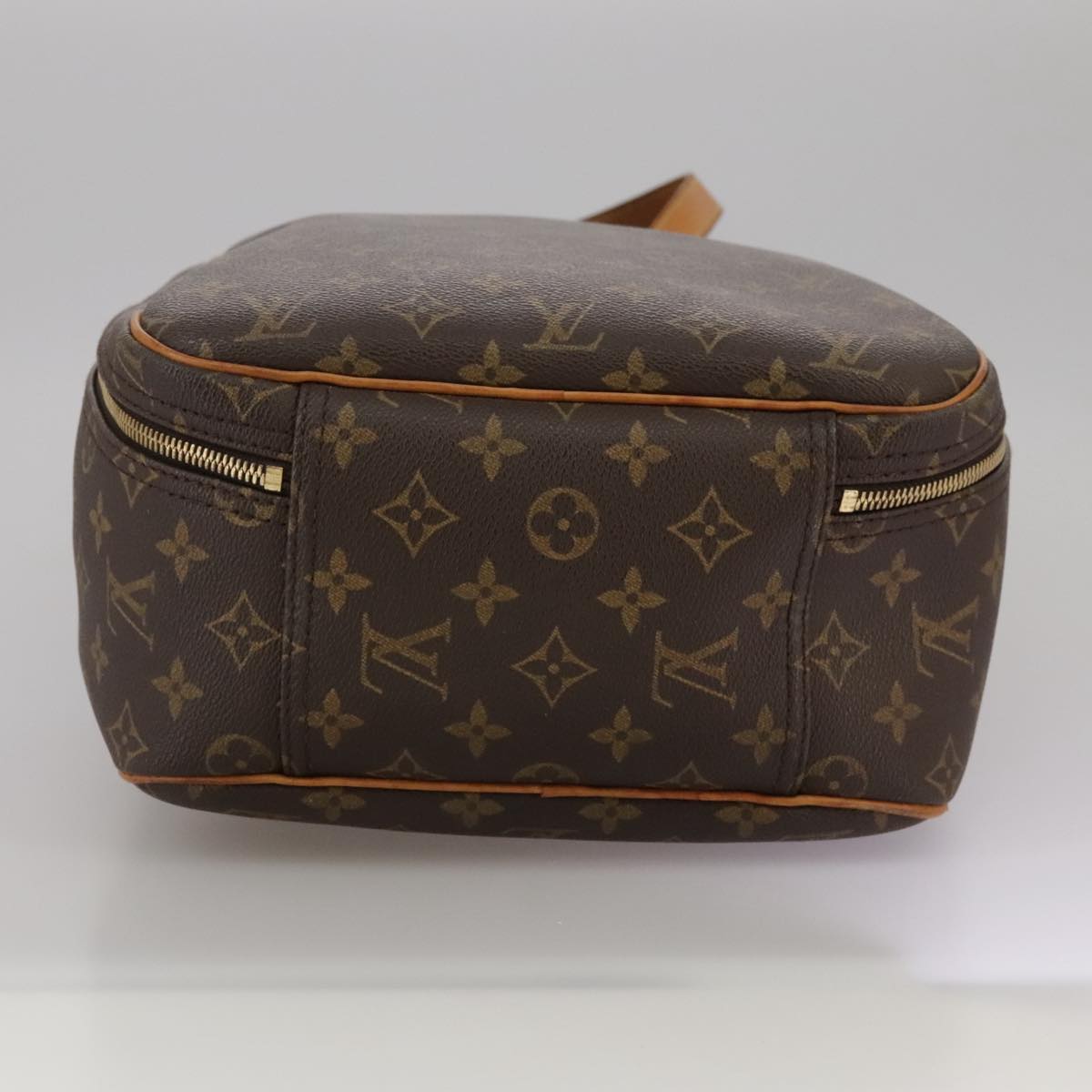 LOUIS VUITTON Monogram Excursion Hand Bag M41450 LV ar13172