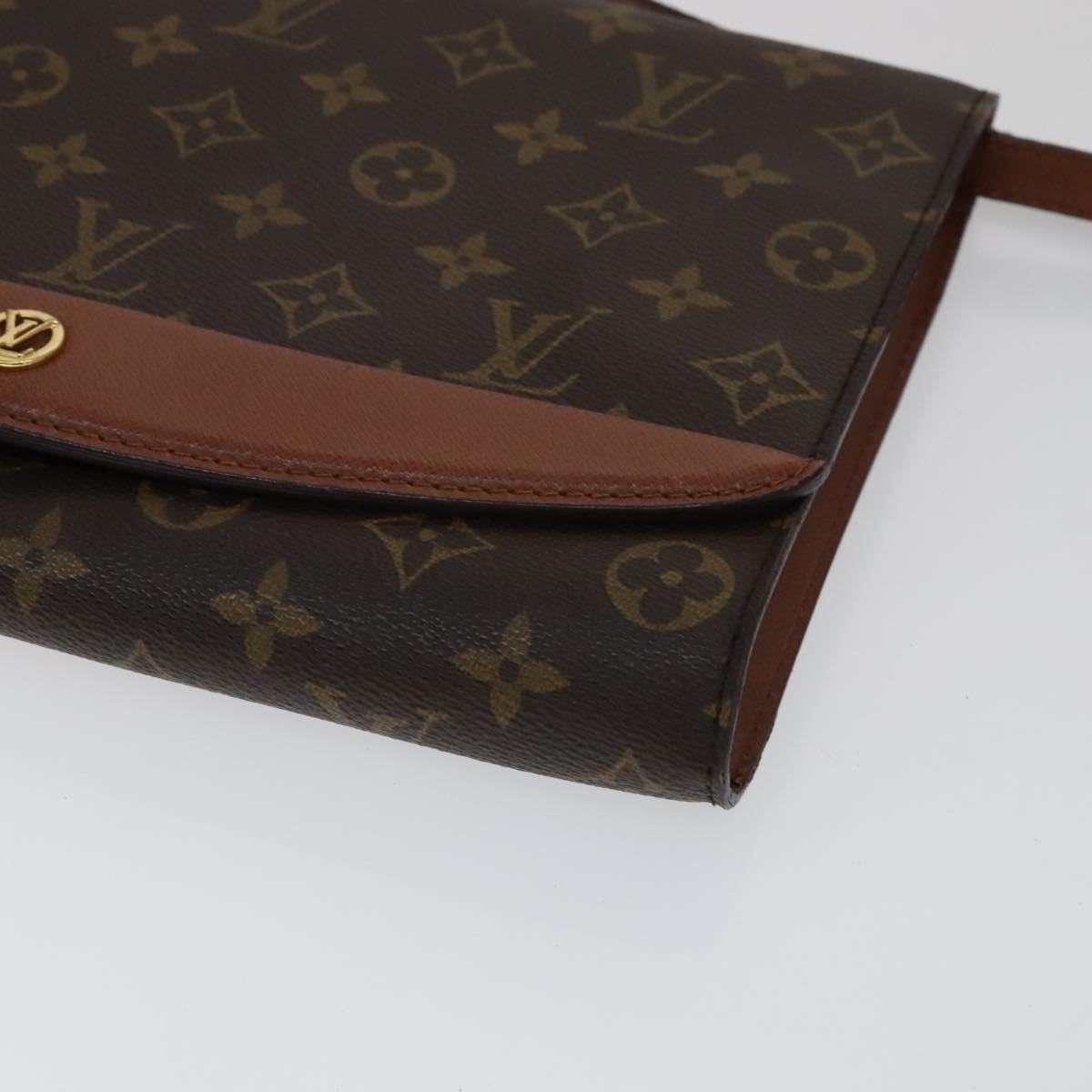 LOUIS VUITTON Monogram Bordeaux 27 Shoulder Bag M51797 LV ar13179