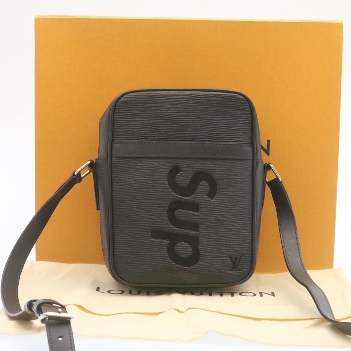 LOUIS VUITTON Supreme Epi Danube Shoulder Bag Black M53431 LV ar5973S
