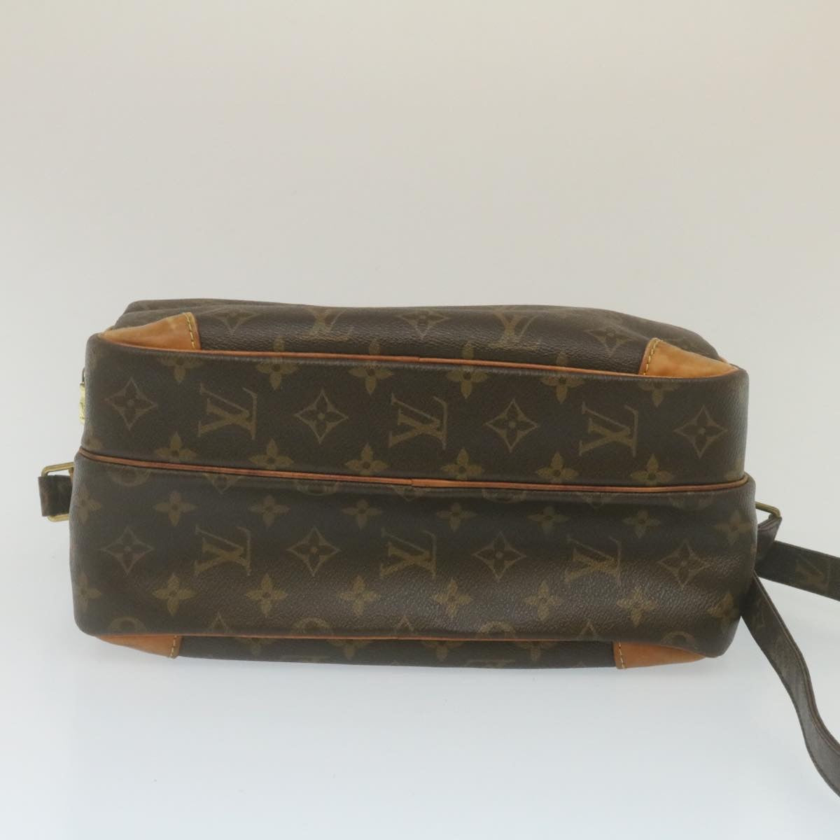 LOUIS VUITTON Monogram Nile Shoulder Bag M45244 LV ar6628