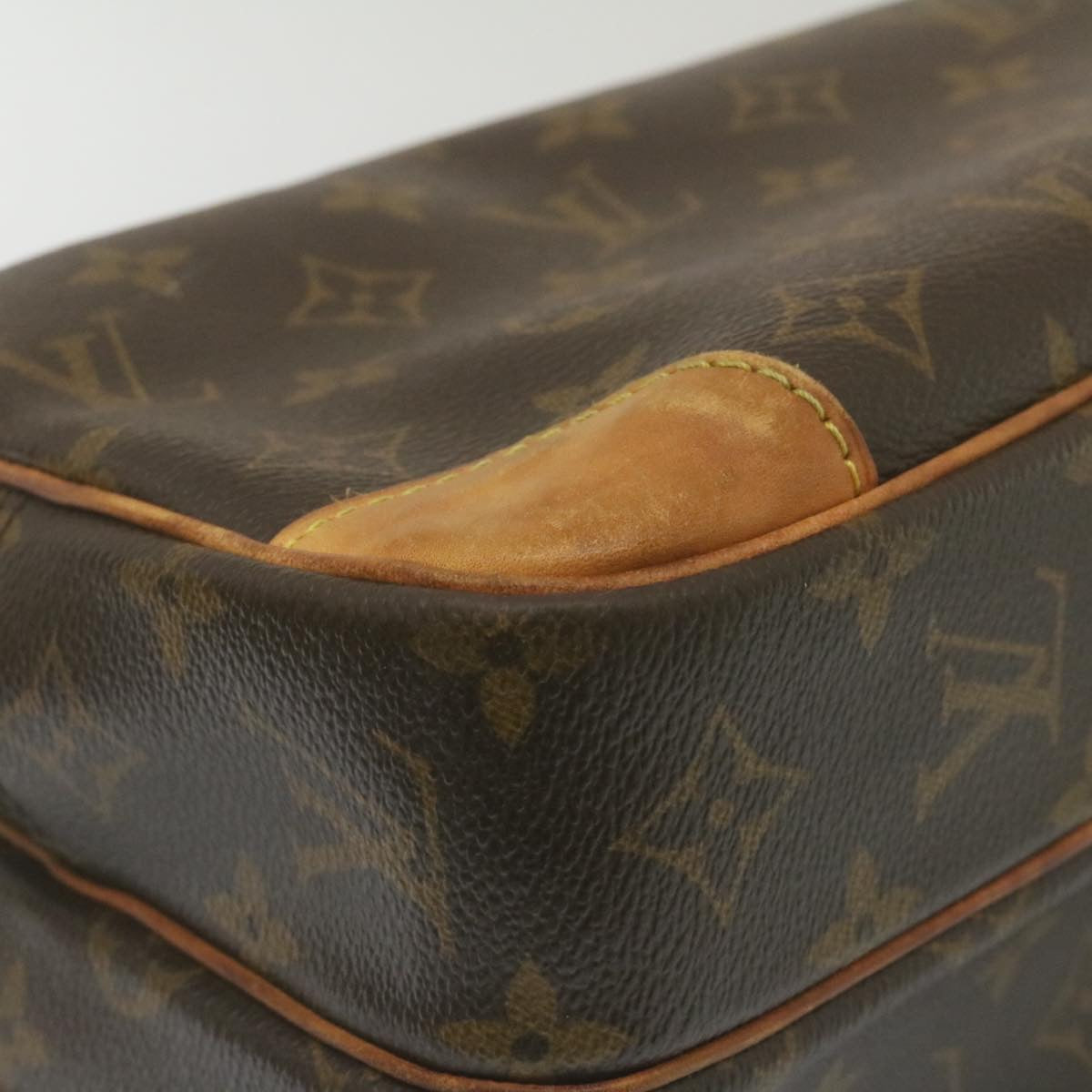 LOUIS VUITTON Monogram Nile Shoulder Bag M45244 LV ar6628