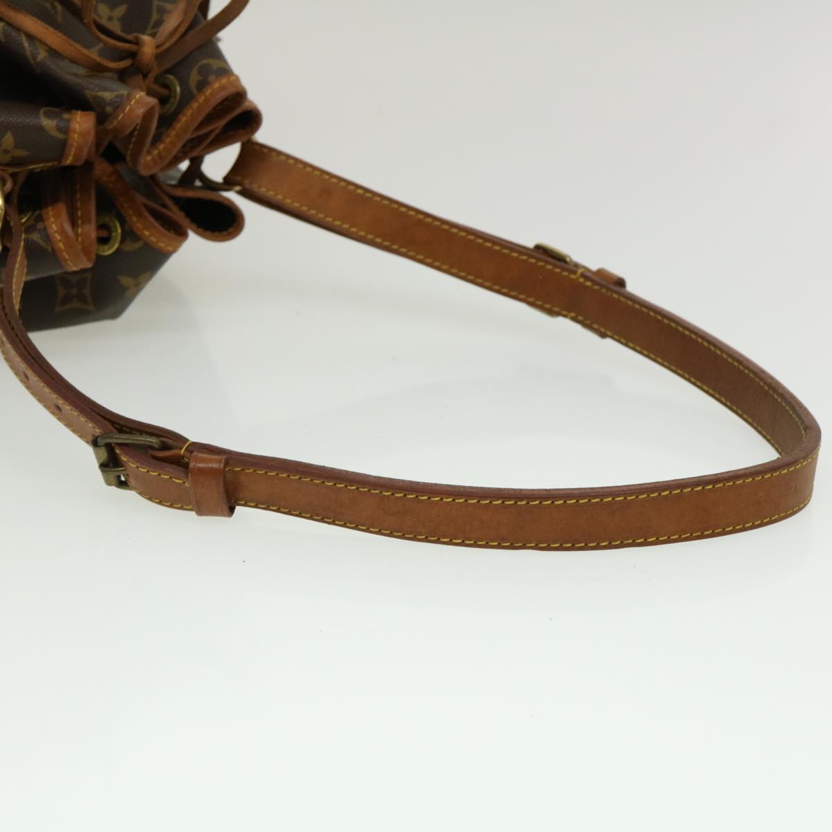 LOUIS VUITTON Monogram Noe Shoulder Bag M42224 LV ar6876