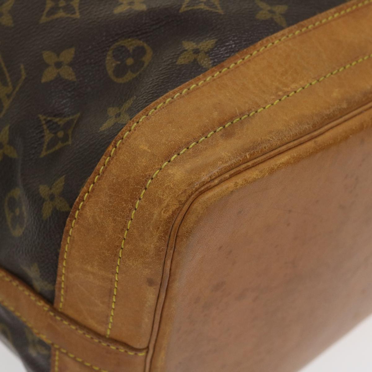 LOUIS VUITTON Monogram Noe Shoulder Bag M42224 LV ar6972