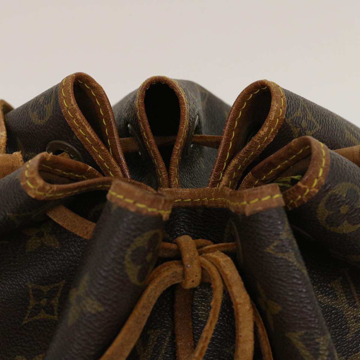 LOUIS VUITTON Monogram Noe Shoulder Bag M42224 LV ar6972