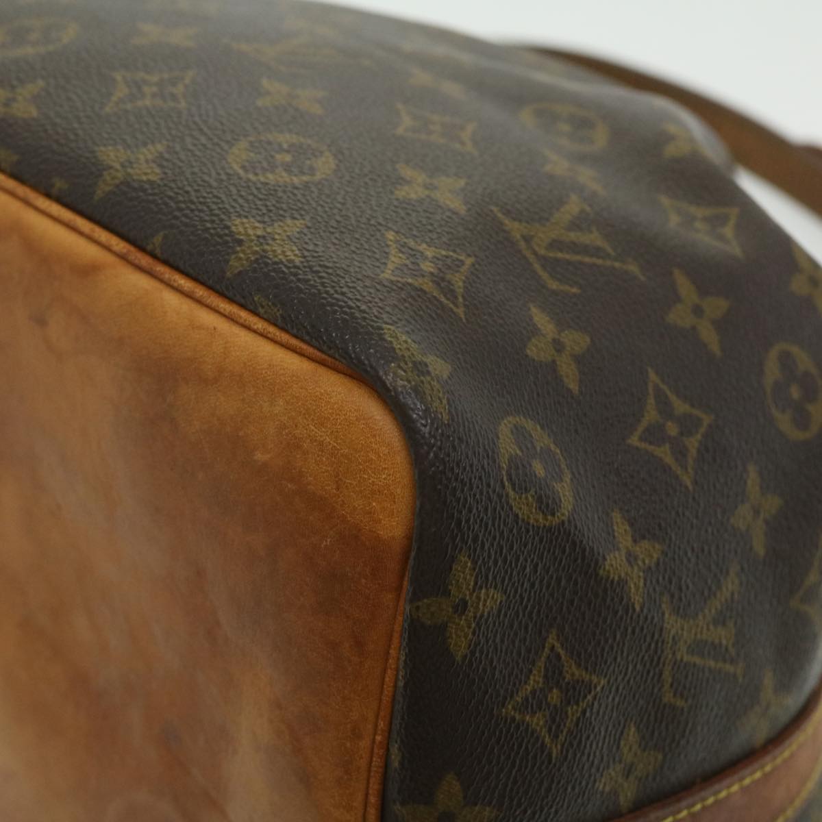 LOUIS VUITTON Monogram Petit Noe Shoulder Bag M42226 LV ar7361