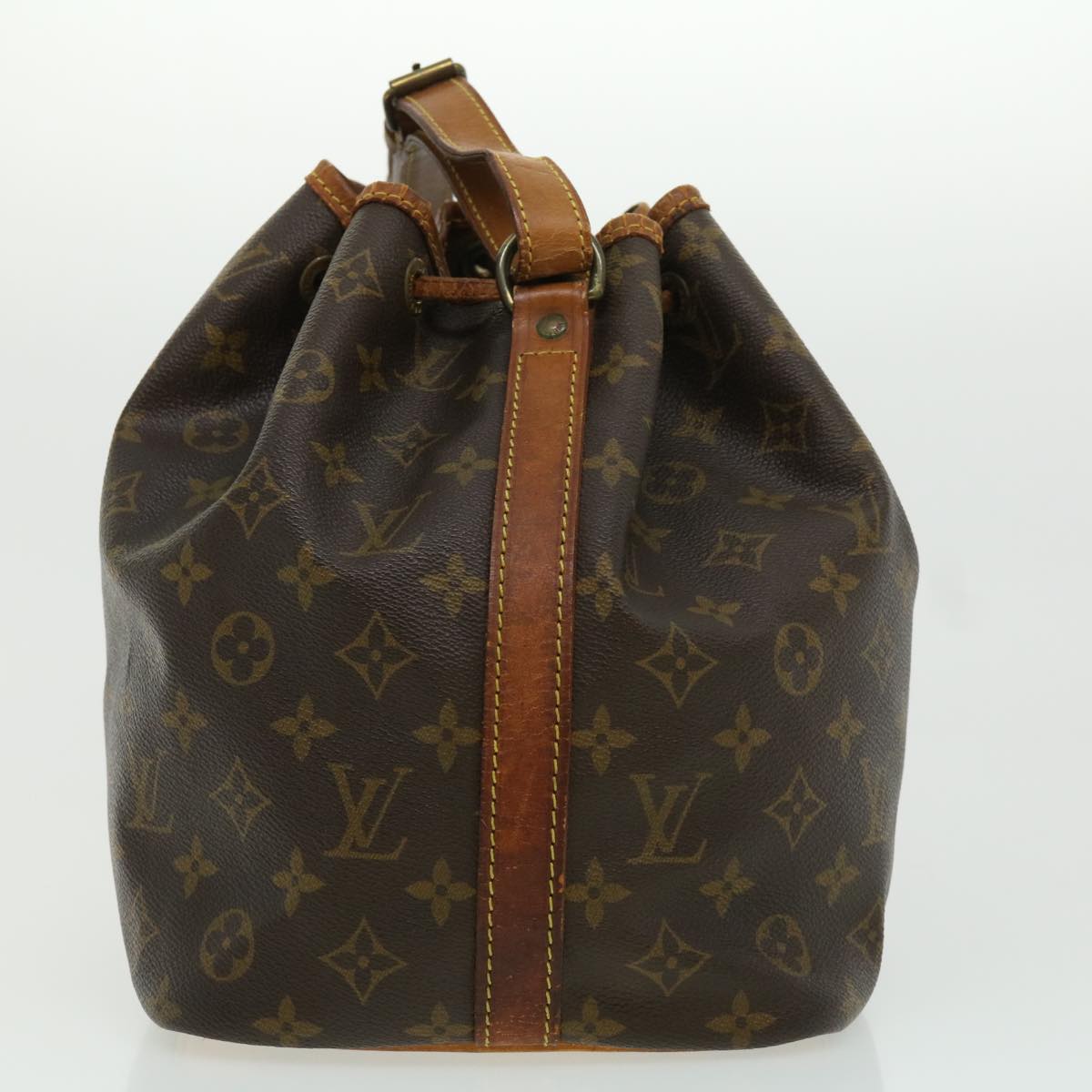 LOUIS VUITTON Monogram Petit Noe Shoulder Bag M42226 LV ar7361