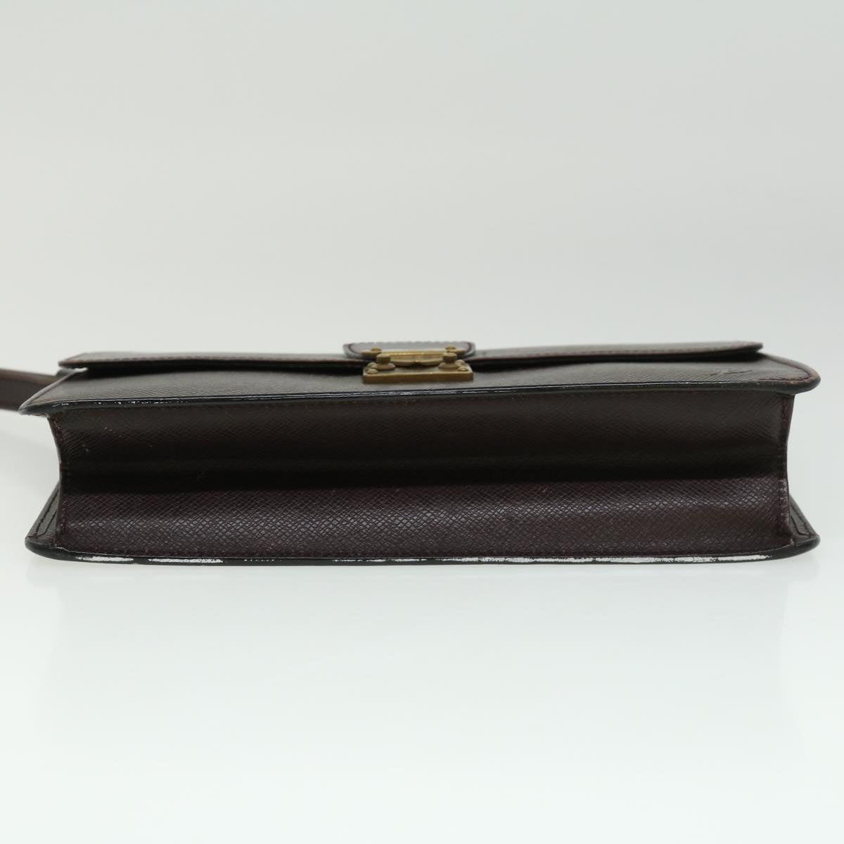 LOUIS VUITTON Taiga Kourad Clutch Bag Acajou M30196 LV ar7860B