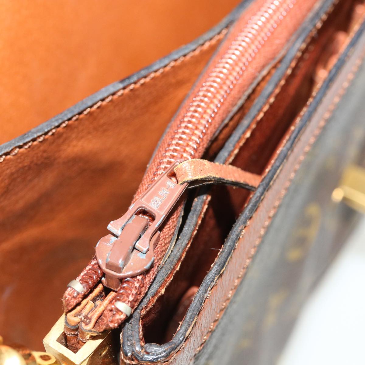 LOUIS VUITTON Monogram SacRabat Shoulder Bag Vintage No170 LV ar7902B