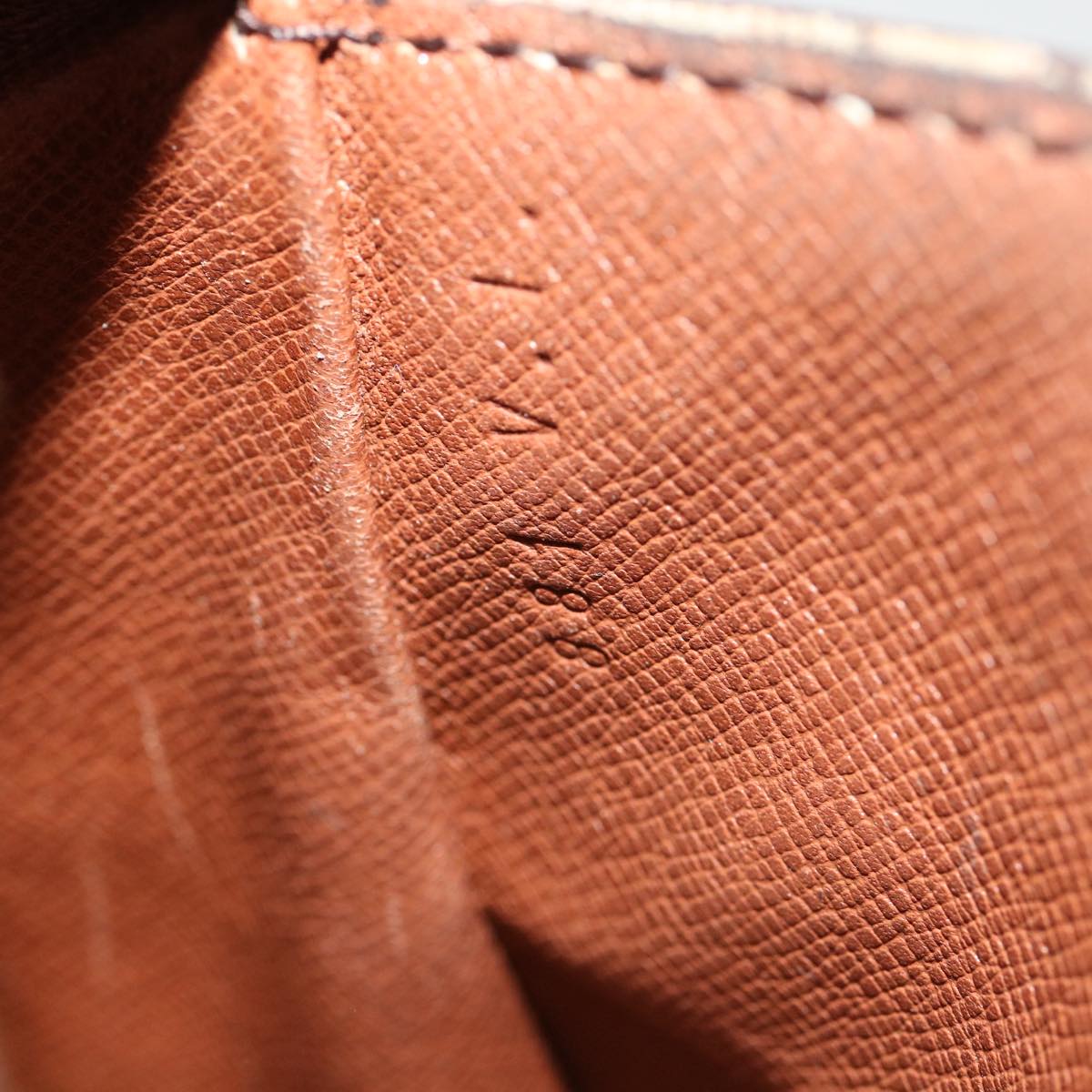 LOUIS VUITTON Monogram Saint Cloud PM Shoulder Bag M51244 LV ar8701