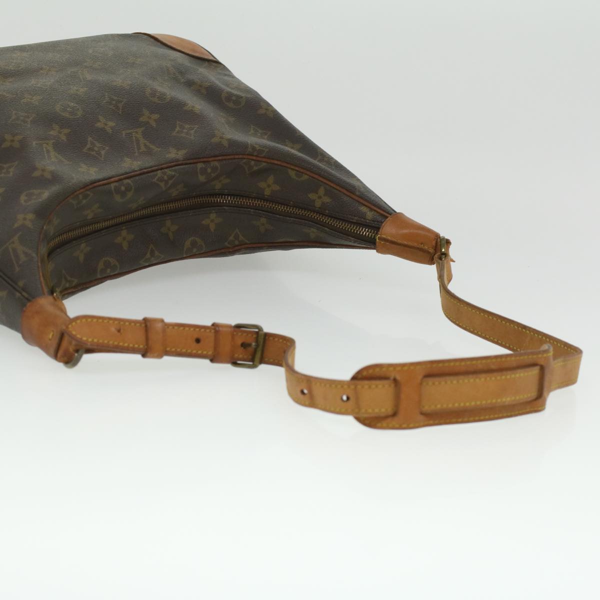 LOUIS VUITTON Monogram Boulogne 35 Shoulder Bag M51260 LV ar8891