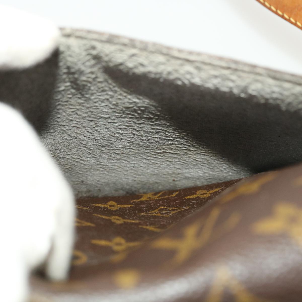 LOUIS VUITTON Monogram Saint Cloud GM Shoulder Bag M51242 LV ar9592