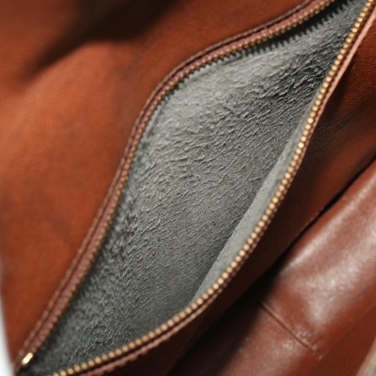 LOUIS VUITTON Monogram Saint Cloud GM Shoulder Bag M51242 LV ar9592