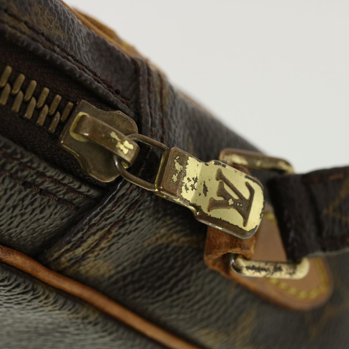 LOUIS VUITTON Monogram Danube Shoulder Bag M45266 LV ar9595