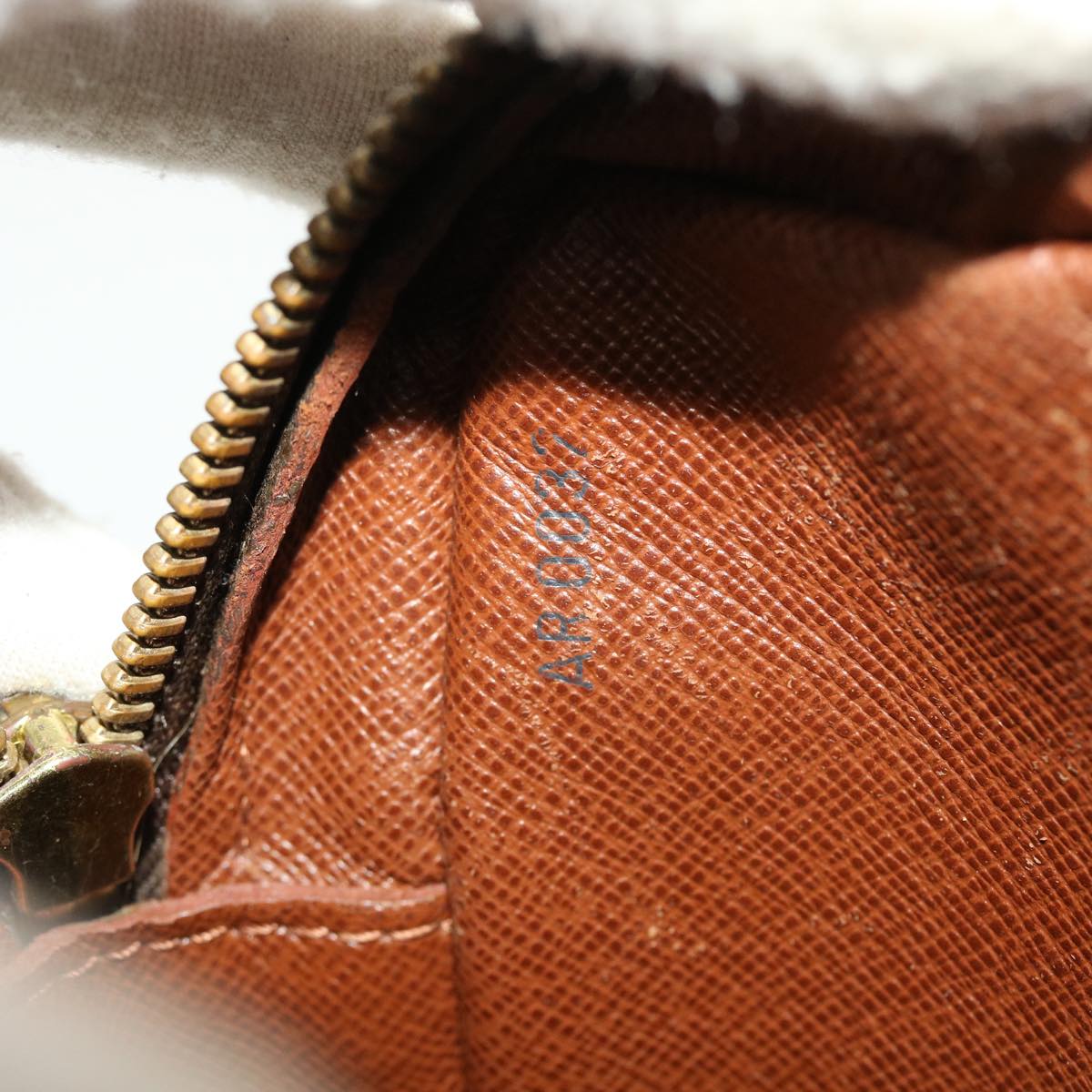 LOUIS VUITTON Monogram Danube Shoulder Bag M45266 LV ar9595