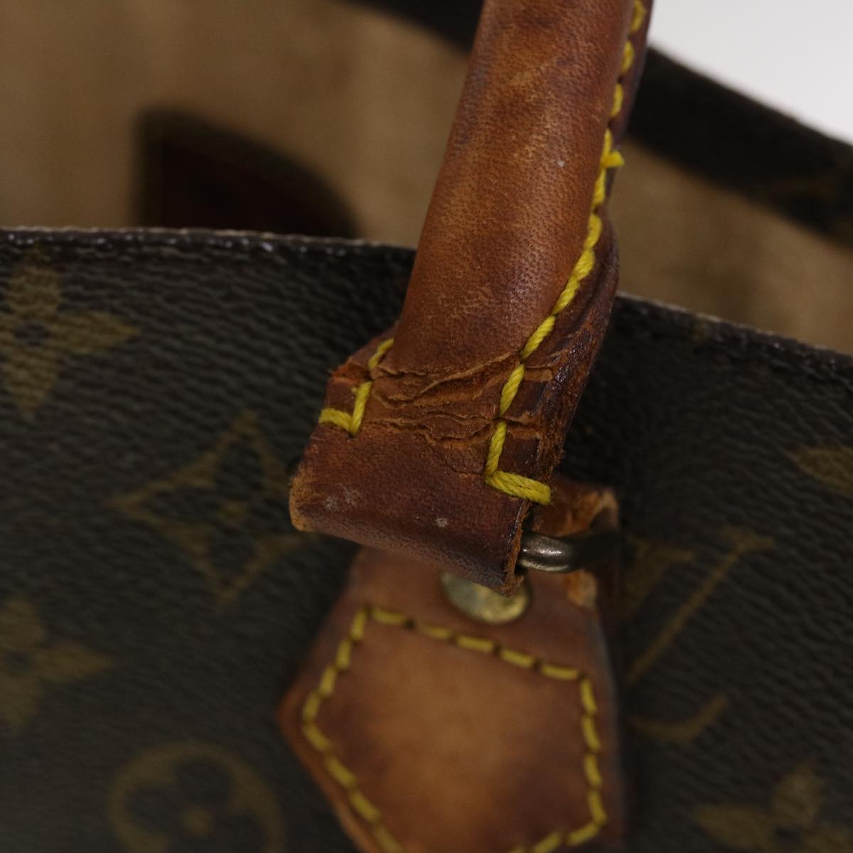 LOUIS VUITTON Monogram Sac Plat Hand Bag M51140 LV ar9611