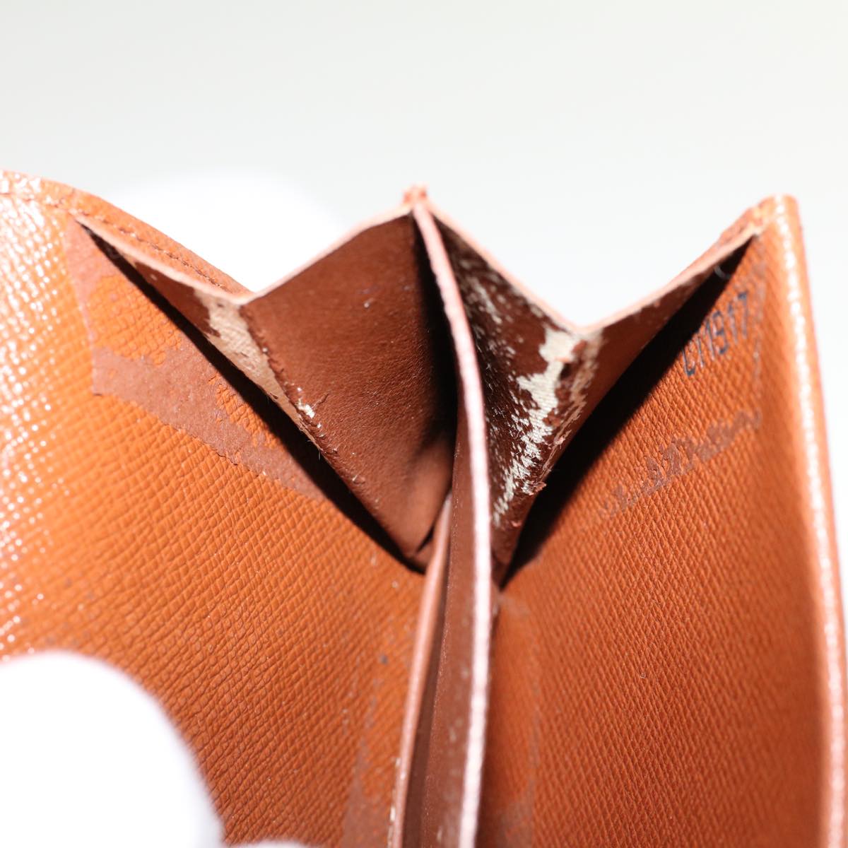 LOUIS VUITTON Monogram Porte Monnaie Guze Coin Purse M61970 LV ar9652B