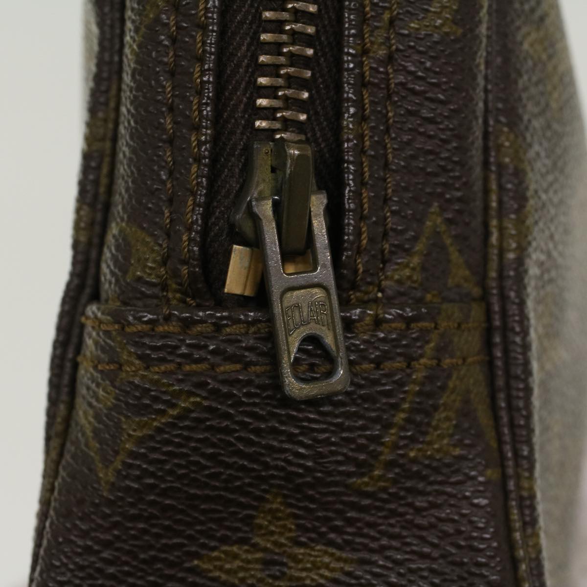 LOUIS VUITTON Monogram Trousse Toilette 23 Clutch Bag M47524 LV ar9666B
