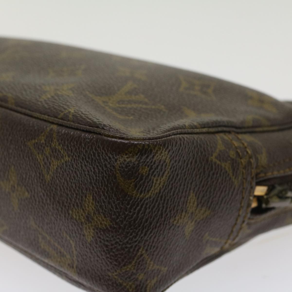 LOUIS VUITTON Monogram Trousse Toilette 23 Clutch Bag M47524 LV ar9666B