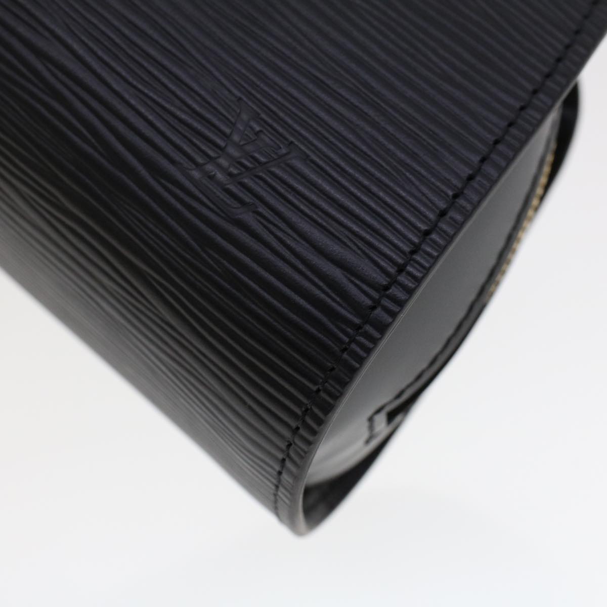 LOUIS VUITTON Epi Dauphine PM Pouch Black M48442 LV ar9682B