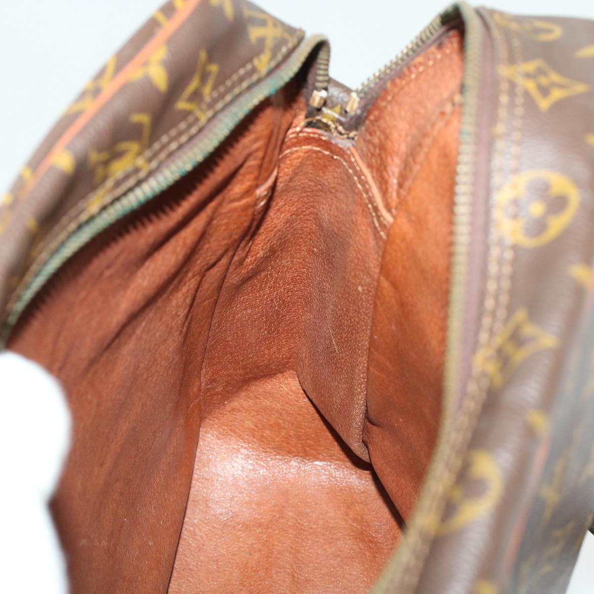 LOUIS VUITTON Monogram Marceau Shoulder Bag No.70 LV ar9689B