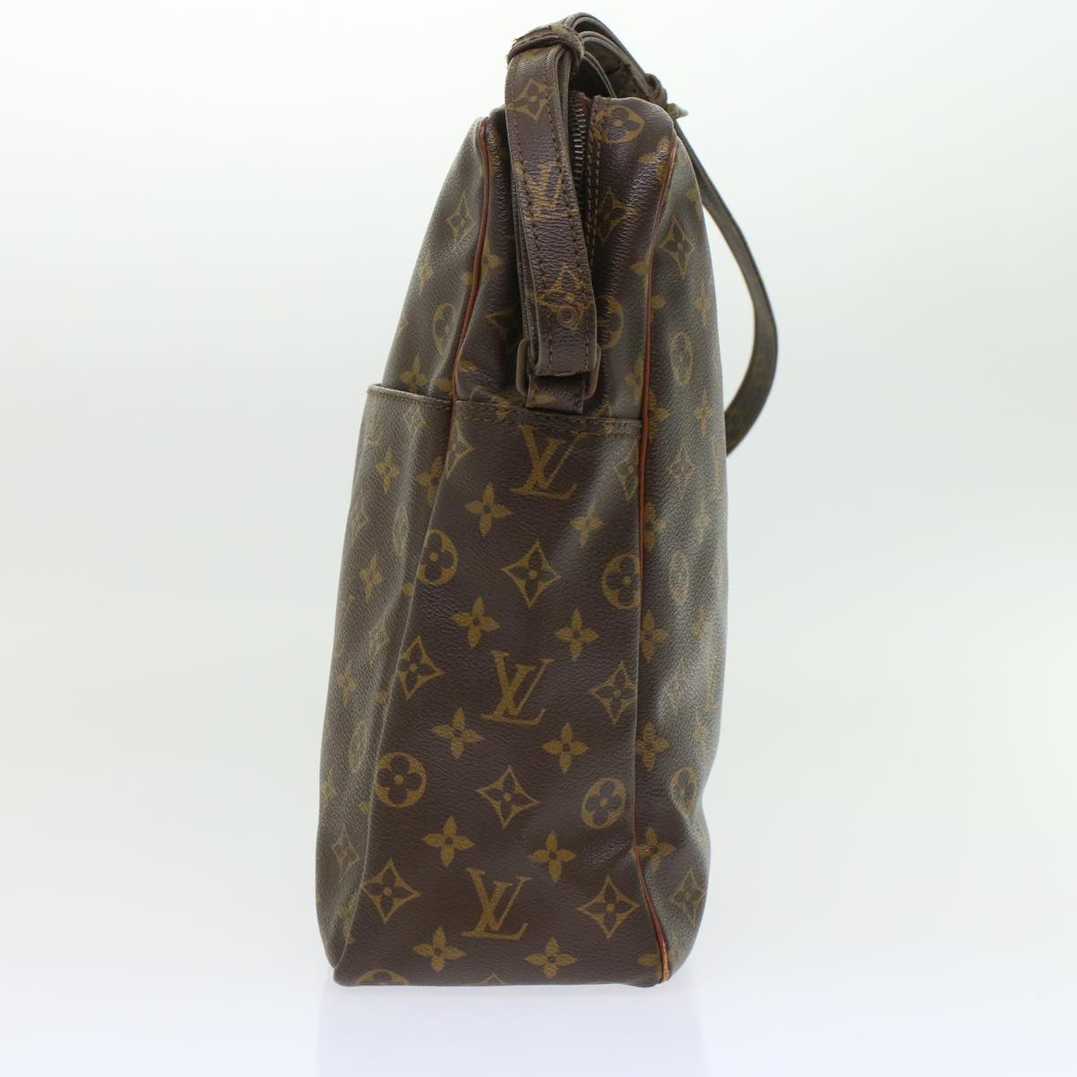 LOUIS VUITTON Monogram Marceau Shoulder Bag No.70 LV ar9689B