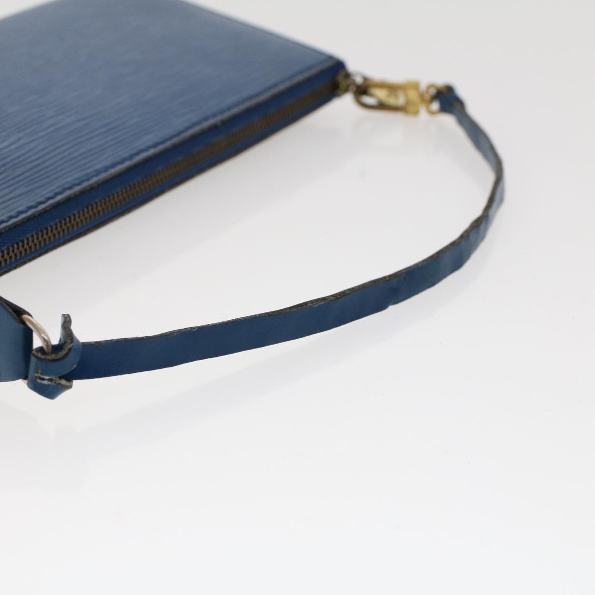 LOUIS VUITTON Epi Pochette Accessoires Accessory Pouch Blue M52985 ar9708B