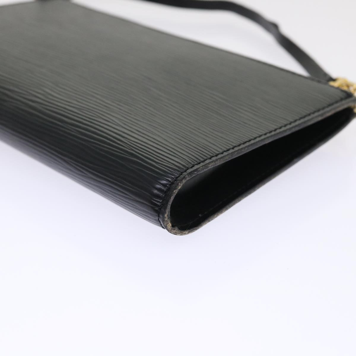 LOUIS VUITTON Epi Pochette Accessoires Pouch Black M52982 LV ar9725B