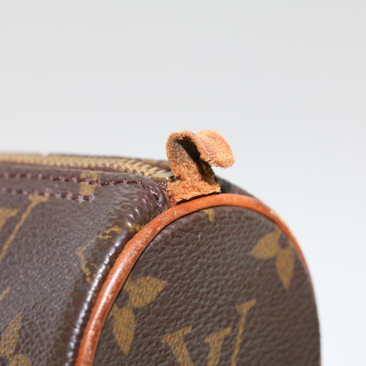 LOUIS VUITTON Monogram Papillon Pouch LV ar9735
