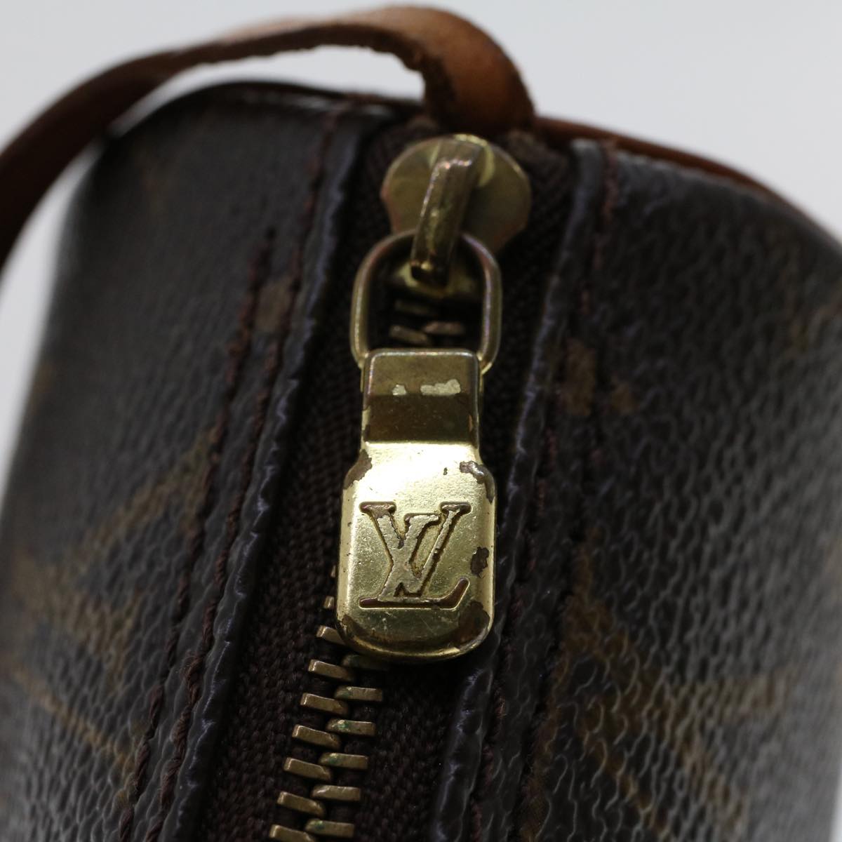 LOUIS VUITTON Monogram Papillon Pouch LV ar9735