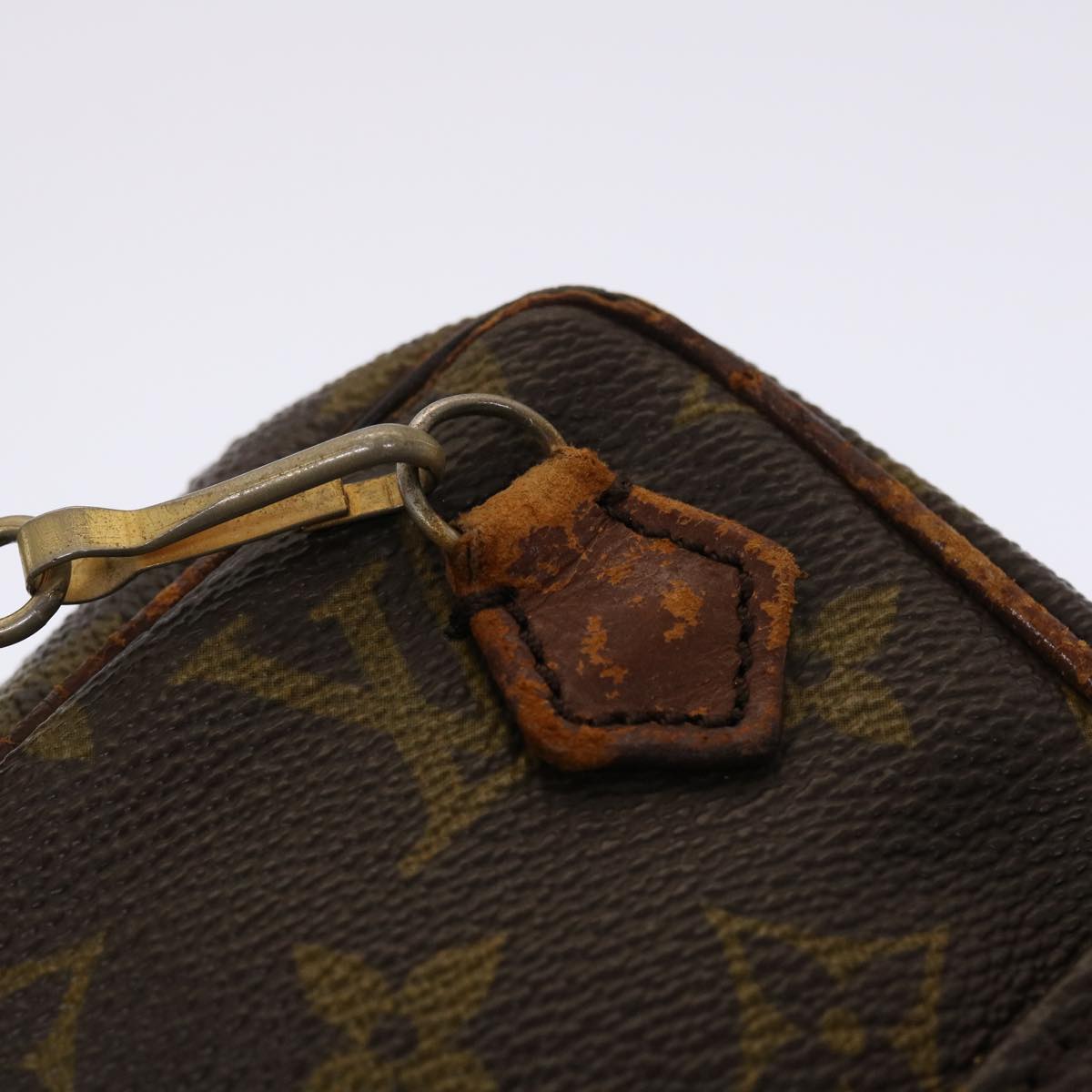 LOUIS VUITTON Monogram Danube Shoulder Bag Vintage M45266 LV ar9739