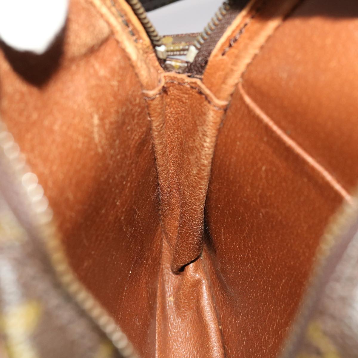 LOUIS VUITTON Monogram Danube Shoulder Bag Vintage M45266 LV ar9739