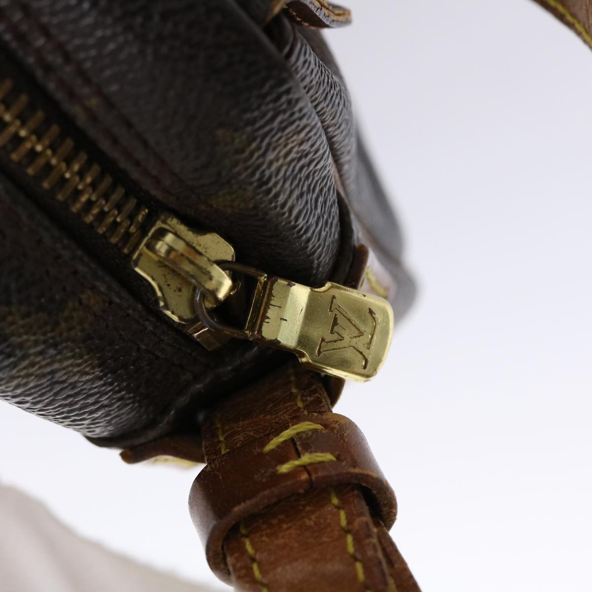 LOUIS VUITTON Monogram Jeune Fille MM Shoulder Bag M51226 LV ar9750