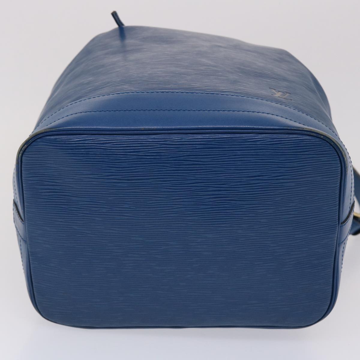 LOUIS VUITTON Epi Noe Shoulder Bag Blue M44005 LV ar9752