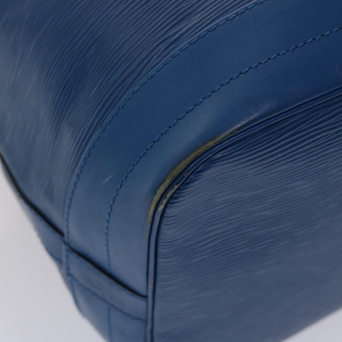 LOUIS VUITTON Epi Noe Shoulder Bag Blue M44005 LV ar9752
