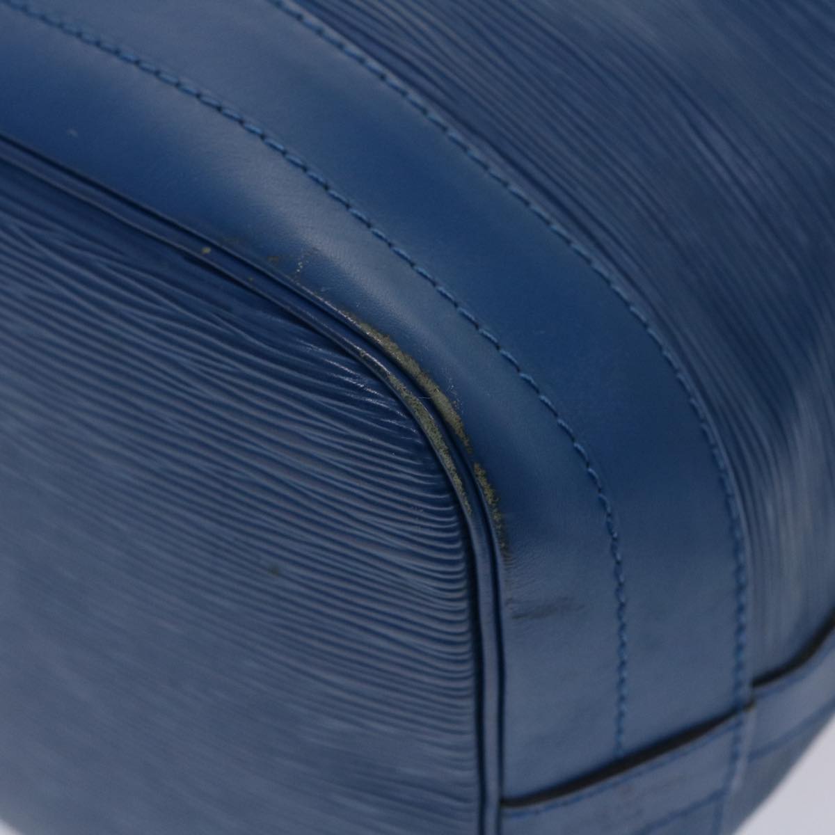 LOUIS VUITTON Epi Noe Shoulder Bag Blue M44005 LV ar9752