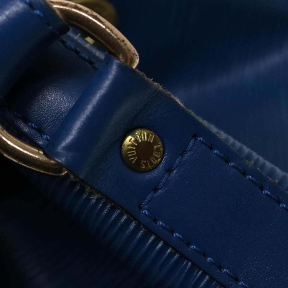 LOUIS VUITTON Epi Noe Shoulder Bag Blue M44005 LV ar9752