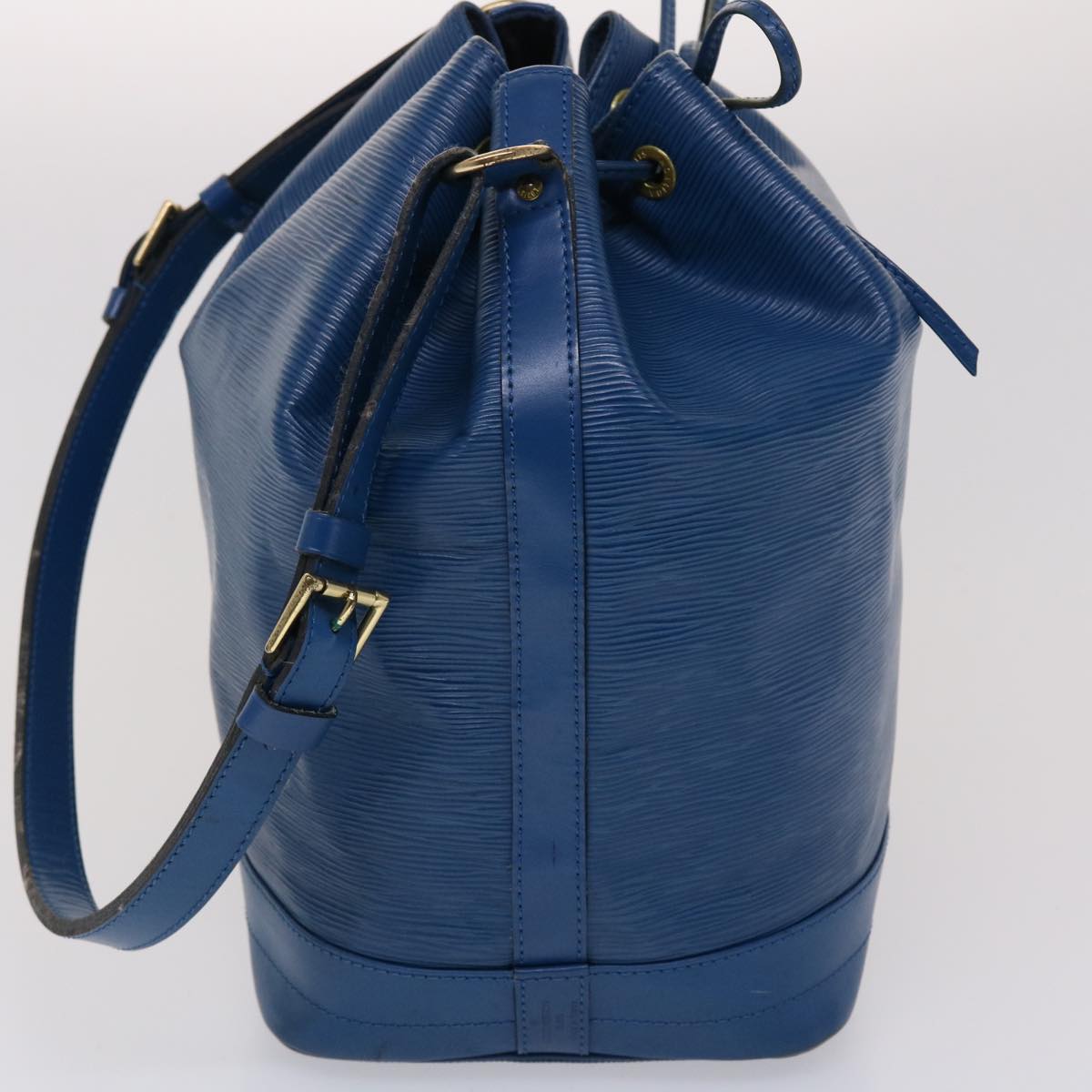 LOUIS VUITTON Epi Noe Shoulder Bag Blue M44005 LV ar9752