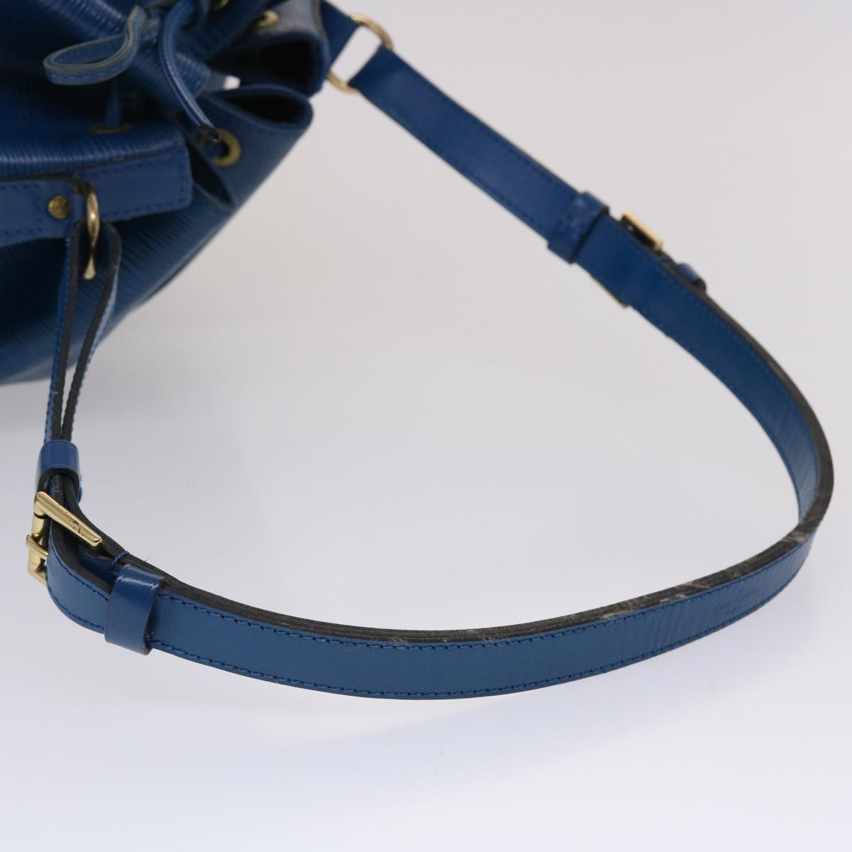 LOUIS VUITTON Epi Noe Shoulder Bag Blue M44005 LV ar9752