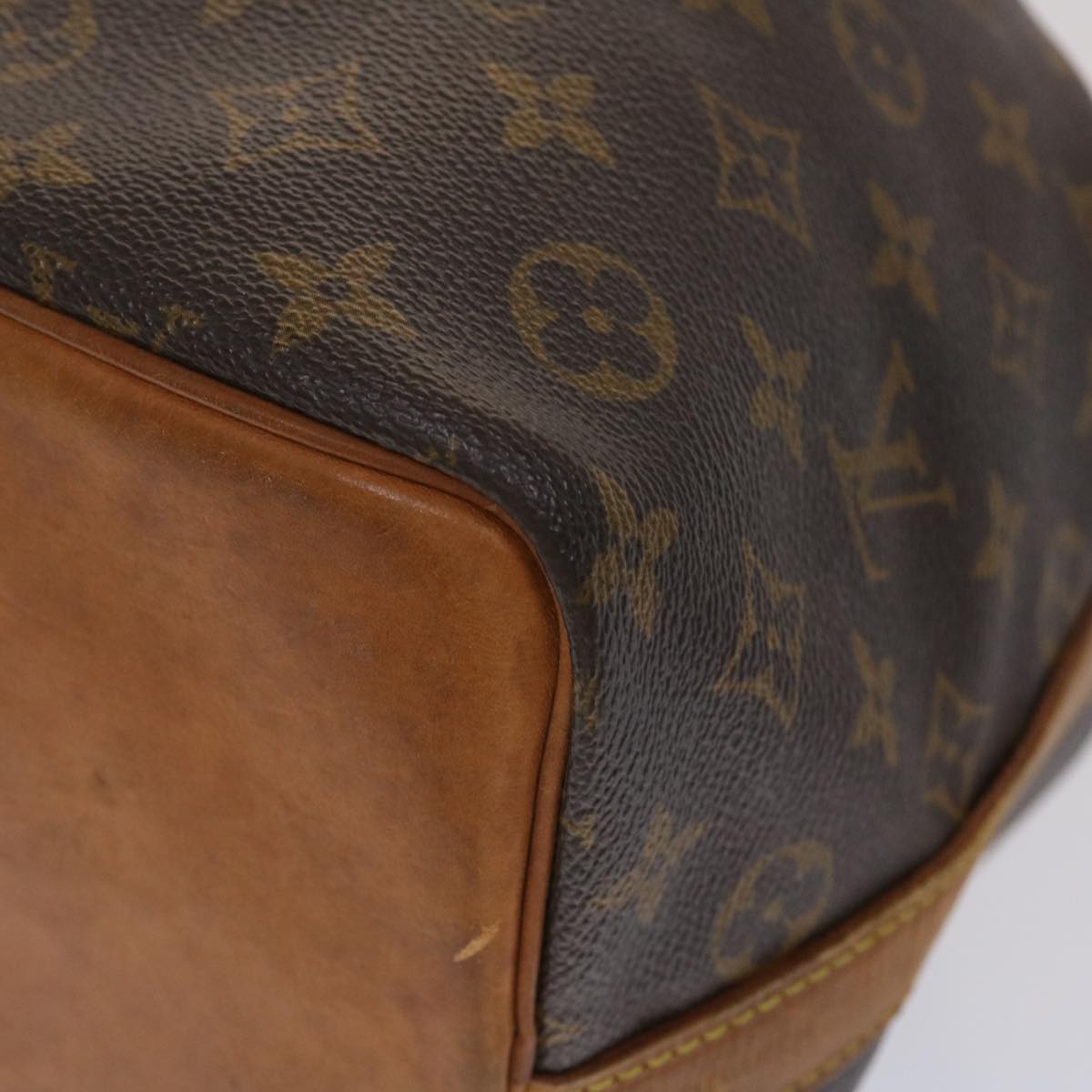LOUIS VUITTON Monogram Petit Noe Shoulder Bag M42226 LV ar9765