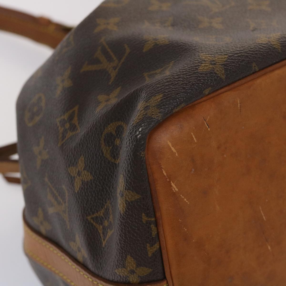 LOUIS VUITTON Monogram Petit Noe Shoulder Bag M42226 LV ar9765