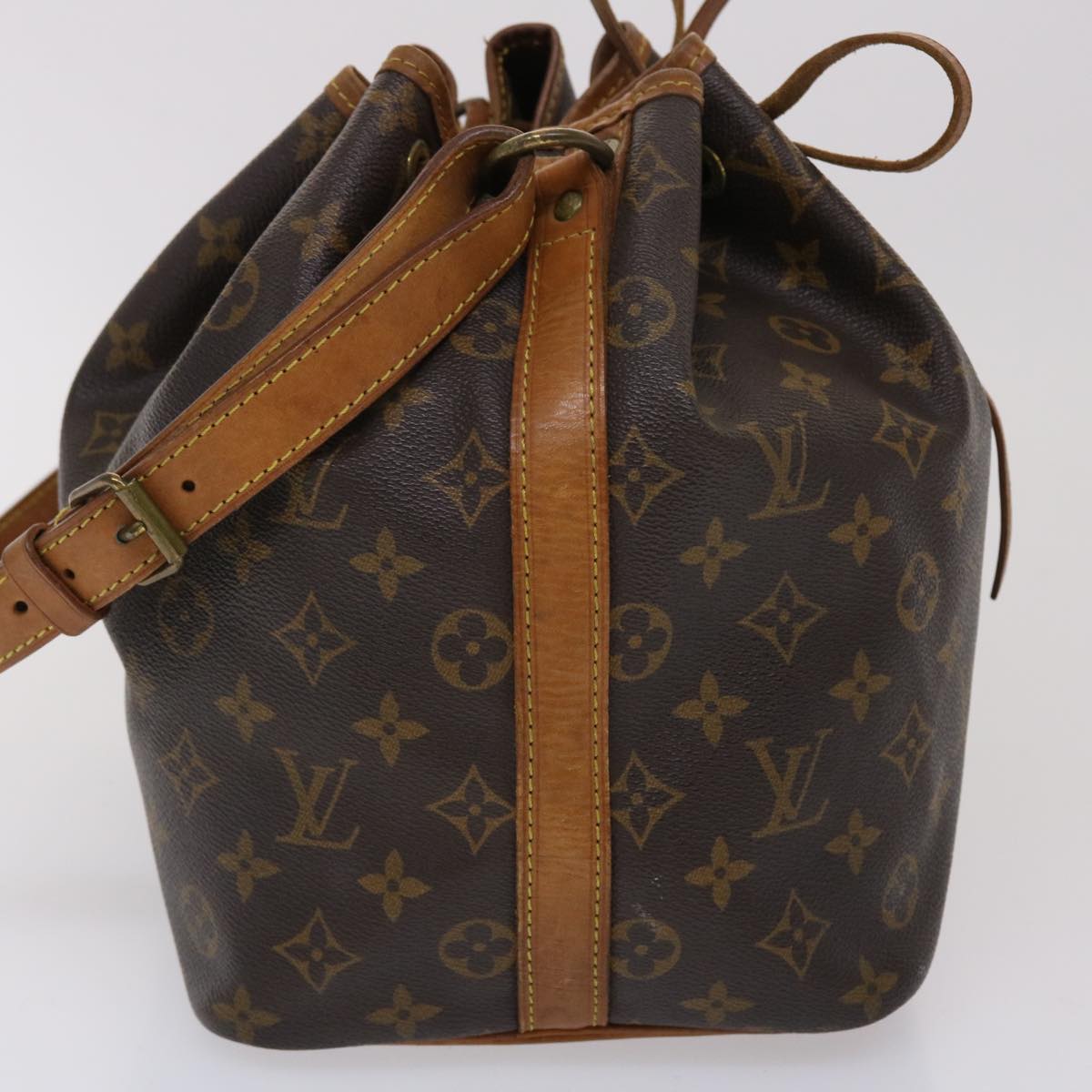 LOUIS VUITTON Monogram Petit Noe Shoulder Bag M42226 LV ar9765