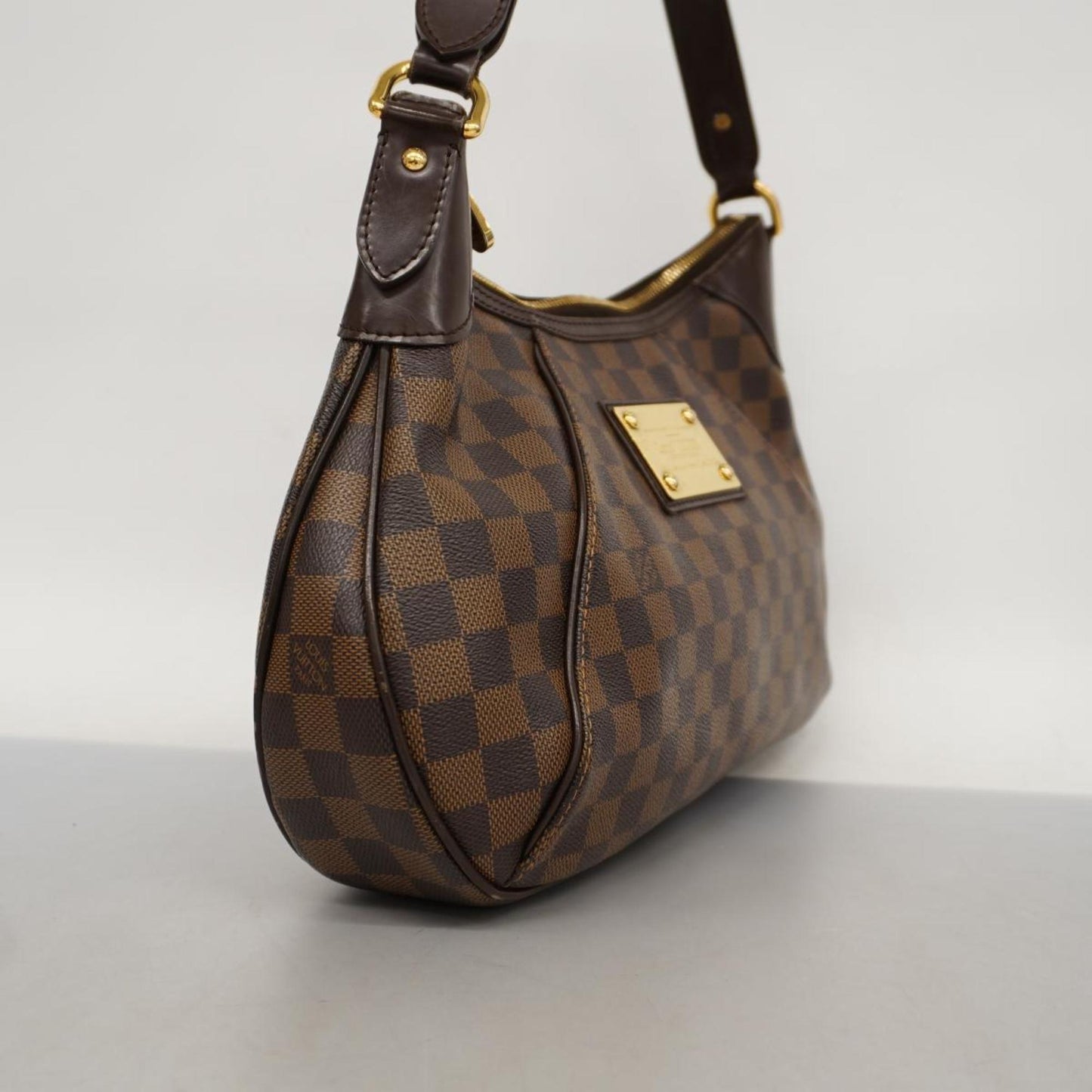 Louis Vuitton Thames  Canvas Shoulder Bag ()