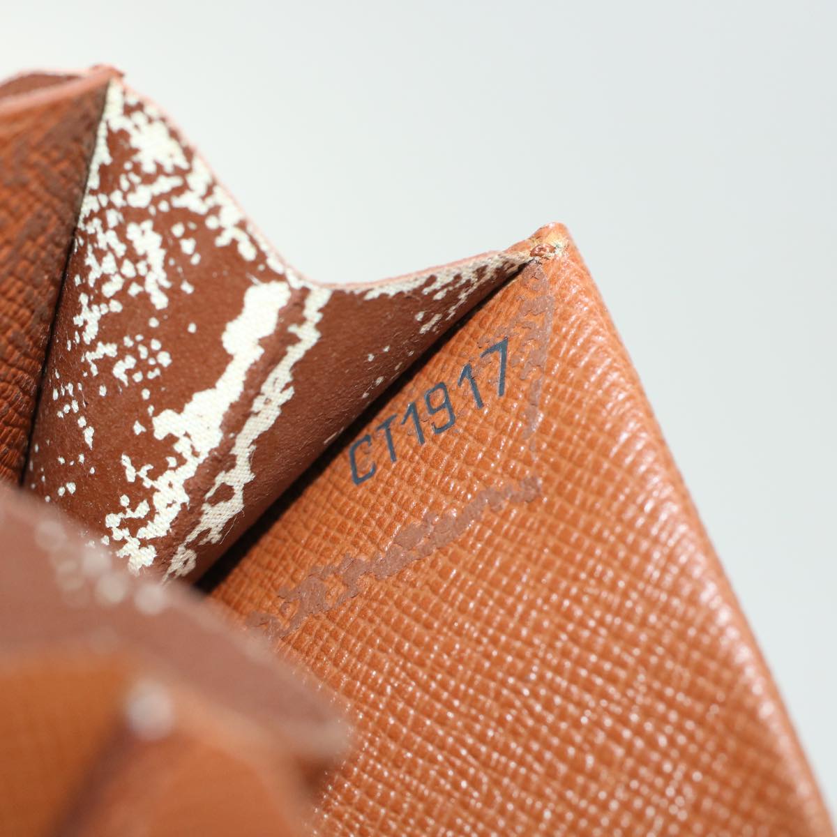 LOUIS VUITTON Monogram Portefeuille Marco Bifold Wallet M61675 LV B243