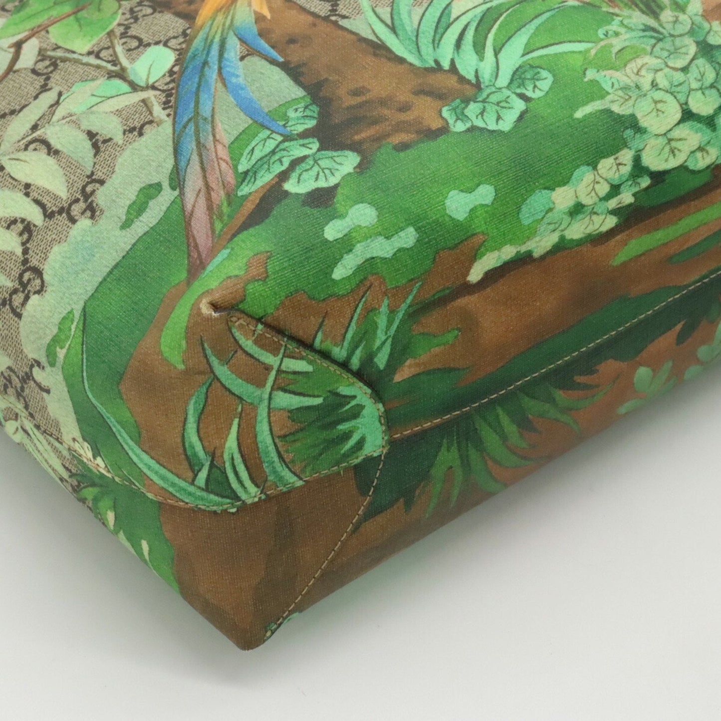 Luxury Gucci Trending 2025 Gg Supreme  Canvas Tote Bag ()
