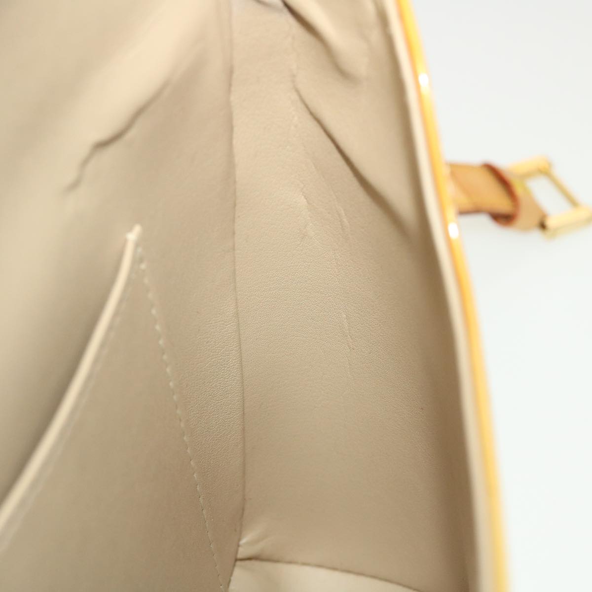 LOUIS VUITTON Monogram Vernis Thompson Street Bag Beige M91301 LV B263